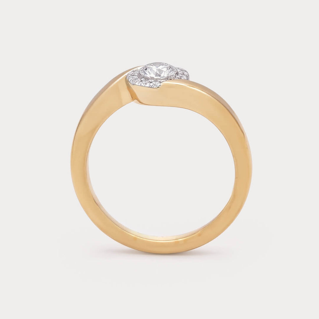 Lightspan Mini-Solitaire Diamond Ring