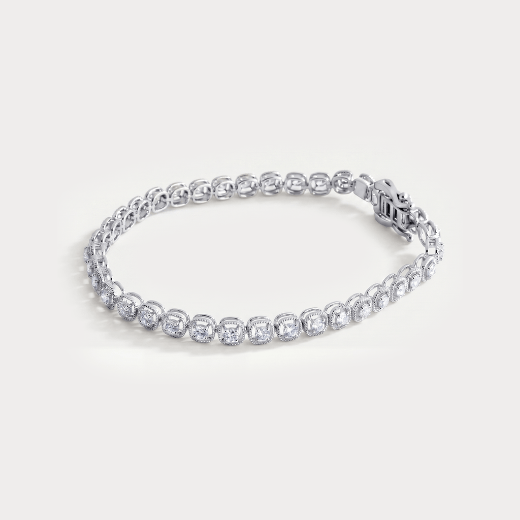 Lustrous Tennis Diamond Bracelet