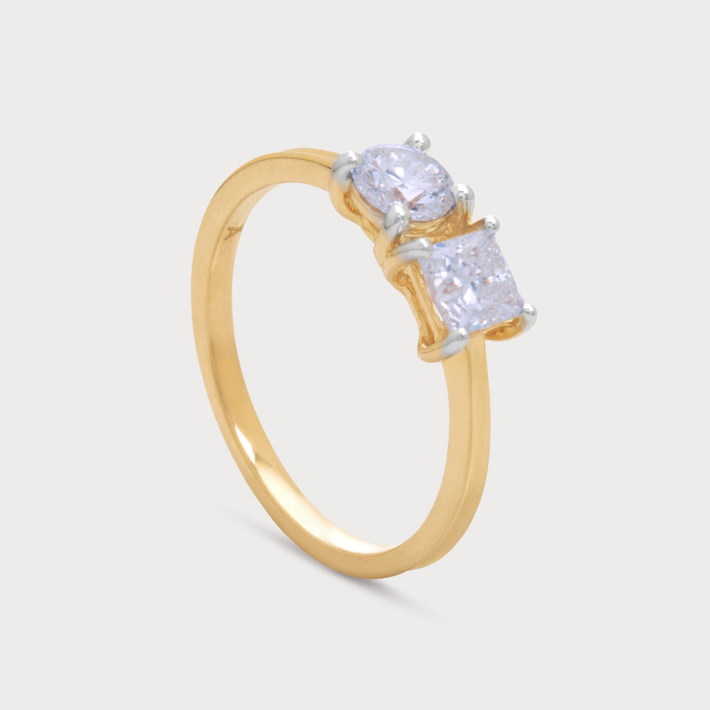 Vespera Diamond Ring