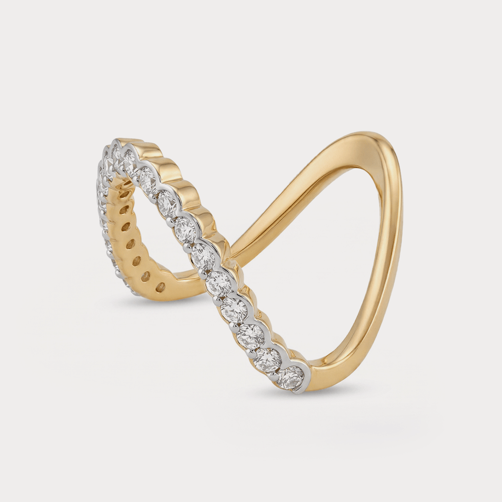 Hold Diamond Ring
